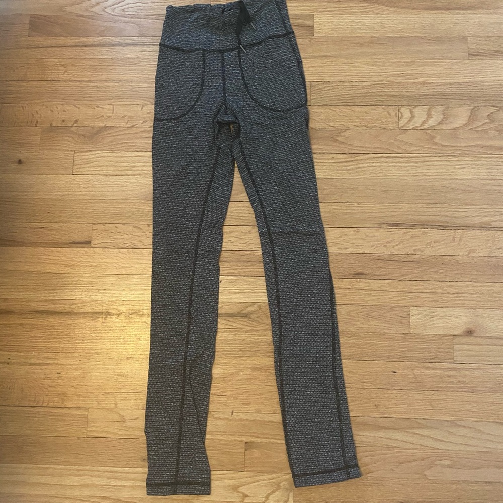 RARE EUC Lululemon yoga pants